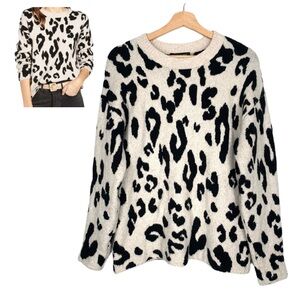 Something Navy Leopard Crewneck Sweater Size Small Animal Print Mobwife